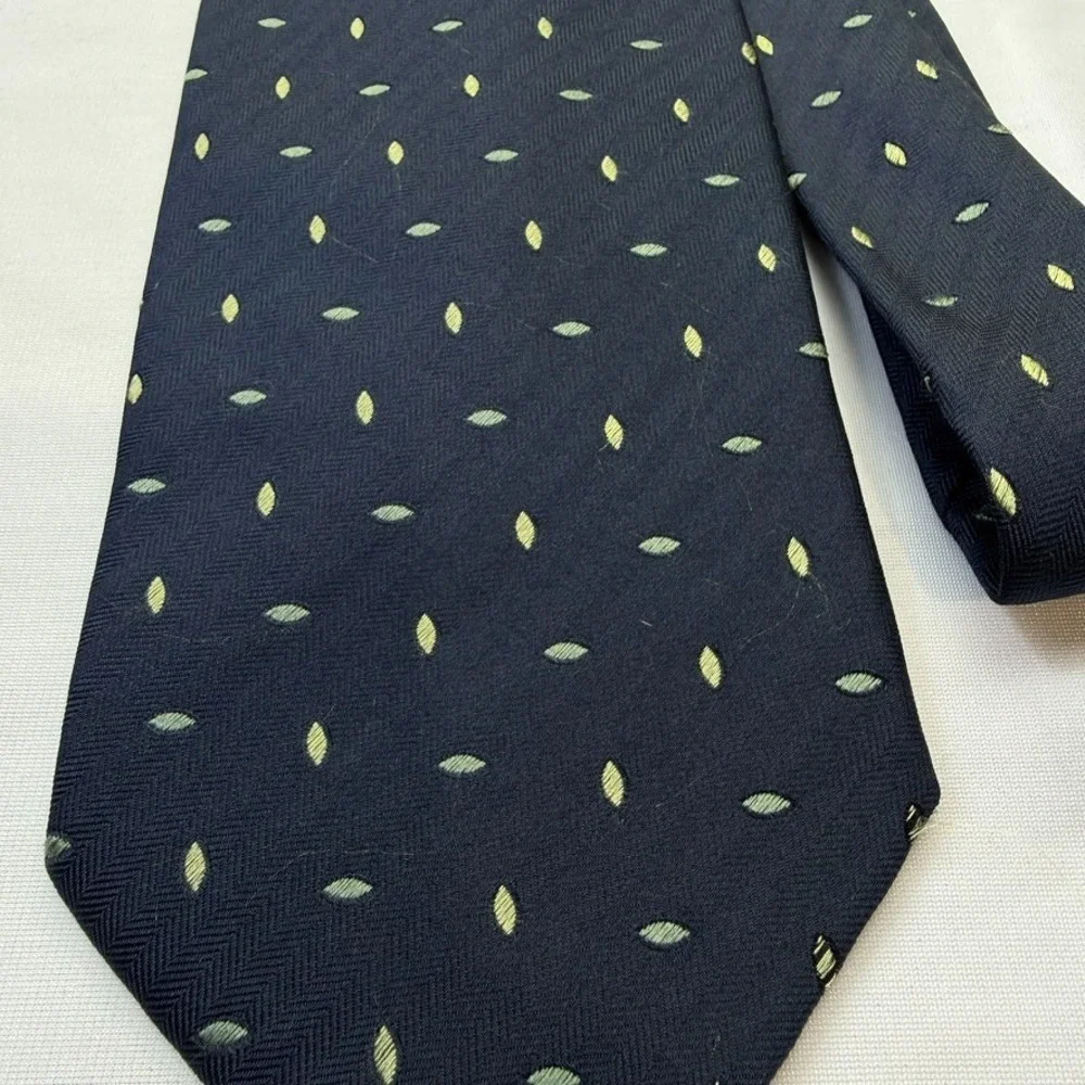 Armani Collezioni Neck Tie Navy Silk 59